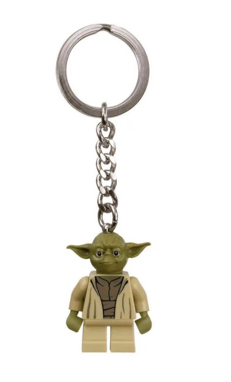 Lego Star Wars Yoda Minifigure Keychain (small). - SkyWaves